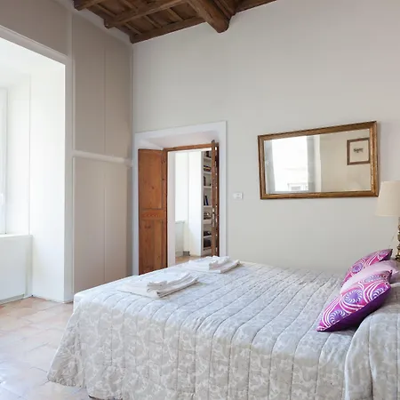 Appartement Habitat's Navona 4br Rome